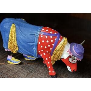 Cow Parade‎ -Bull Fight'n Bossie- Ceramic Figurine 9150 Figure
